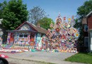The house of many colors