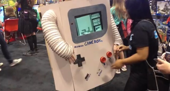 Gameboy cosplay