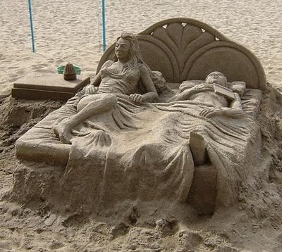 Imponerande konst i sand