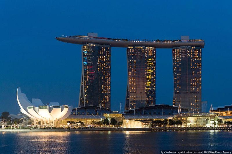 Marina Bay Sands Hotel